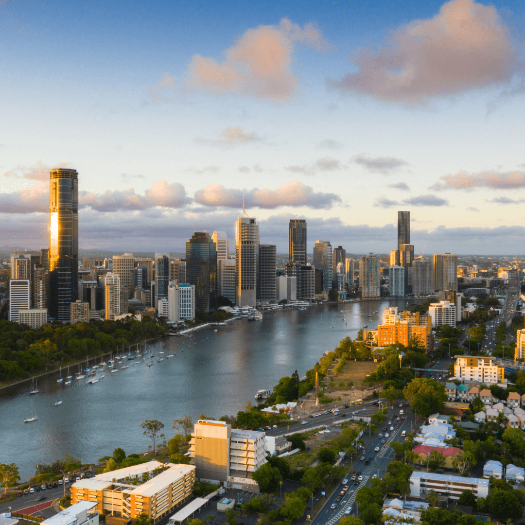 Luxury Market Moving